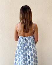 Load image into Gallery viewer, Seaside Bloom Maxi Dress