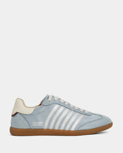 Load image into Gallery viewer, Stevie Sneaker
