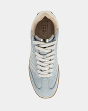 Load image into Gallery viewer, Stevie Sneaker
