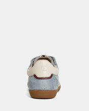 Load image into Gallery viewer, Stevie Sneaker
