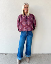 Load image into Gallery viewer, Beautiful Blooms Floral Top
