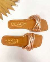 Load image into Gallery viewer, Gale Sandal- Gold
