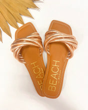 Load image into Gallery viewer, Gale Sandal- Gold
