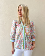 Load image into Gallery viewer, Floral Bliss Top
